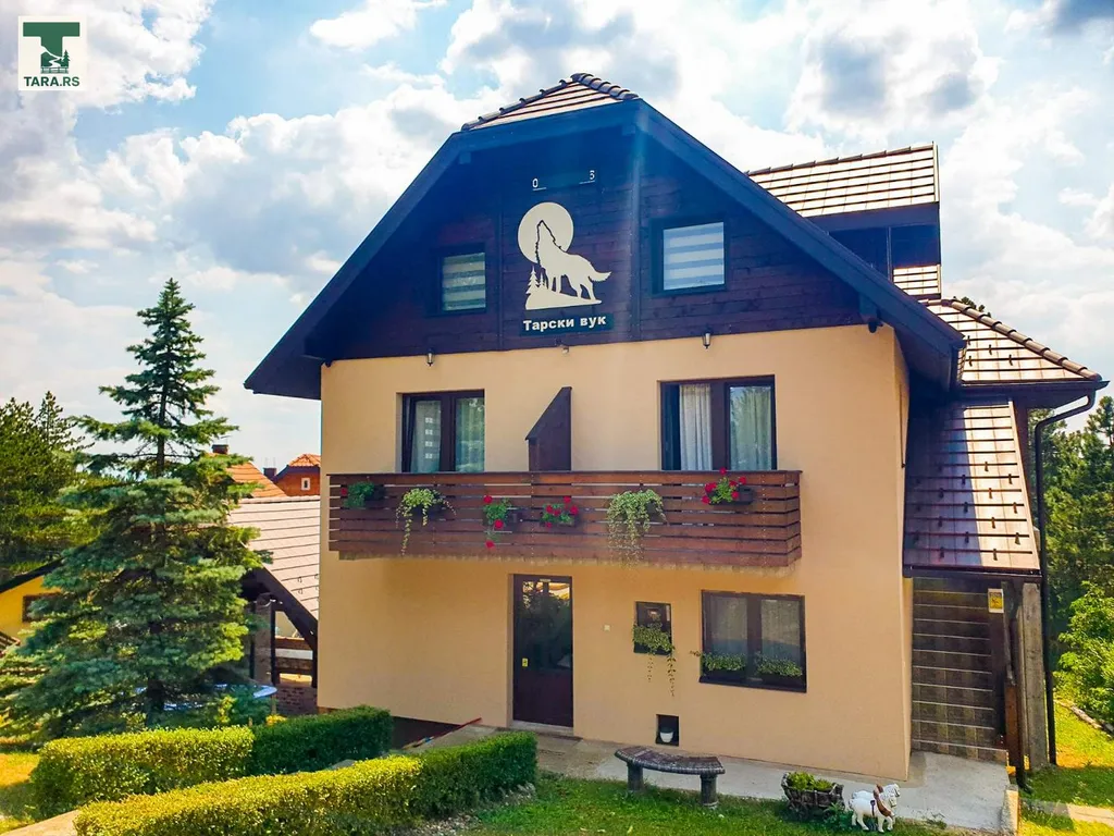Apartmani TARSKI VUK